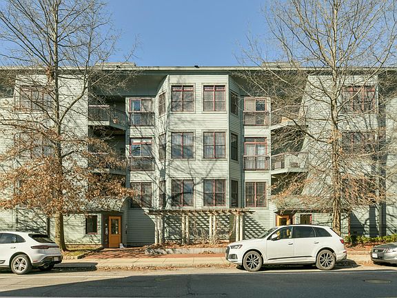 2nd image of 185 High St APT 103
