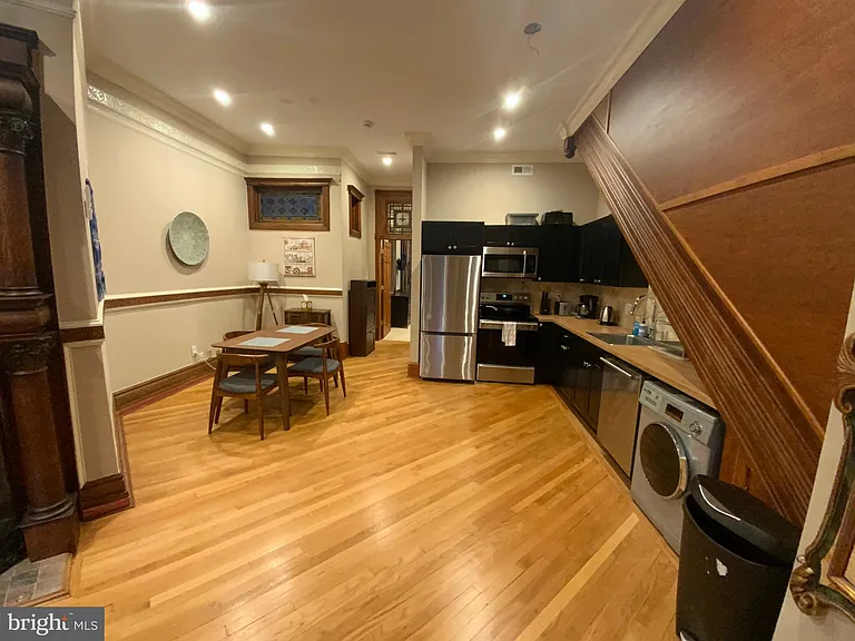 1837 16th St NW #1 — Photo 9