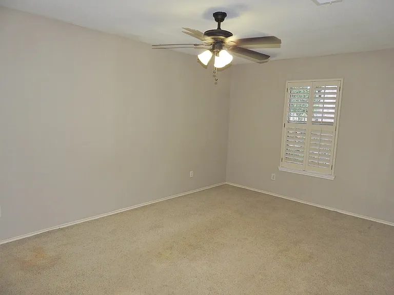 4427 Wavertree Dr — Photo 15