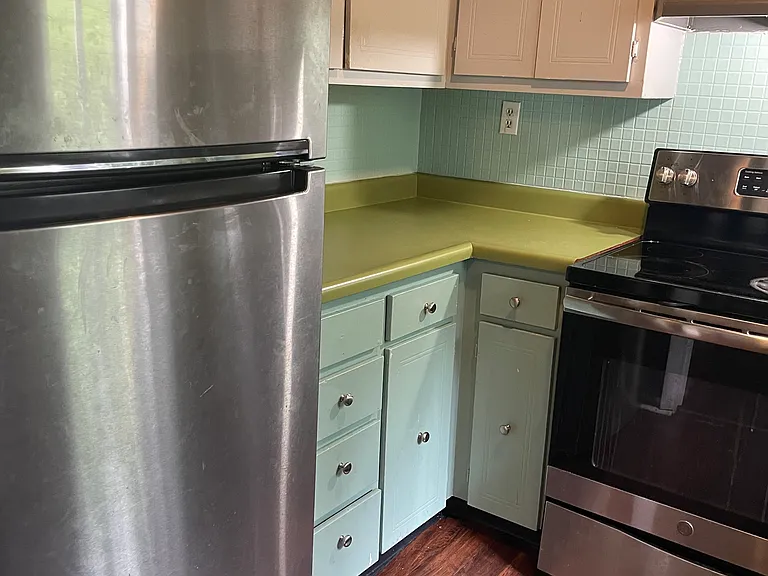 235 Alpine Dr — Photo 7