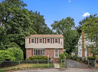 50 Cromwell Rd, Hyde Park, MA 02136