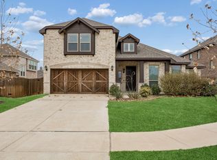 504 Lowland Ln, Waxahachie, TX 75165