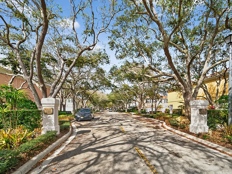 3 Oakland Ct — Photo 3