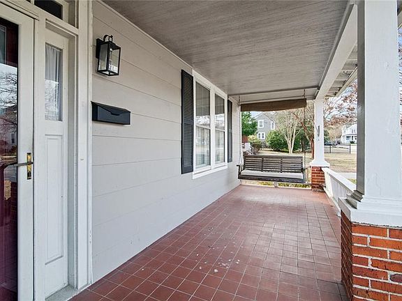 3rd image of 159 Columbia Ave