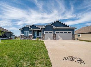 2402 NE 16th St, Ankeny, IA 50021