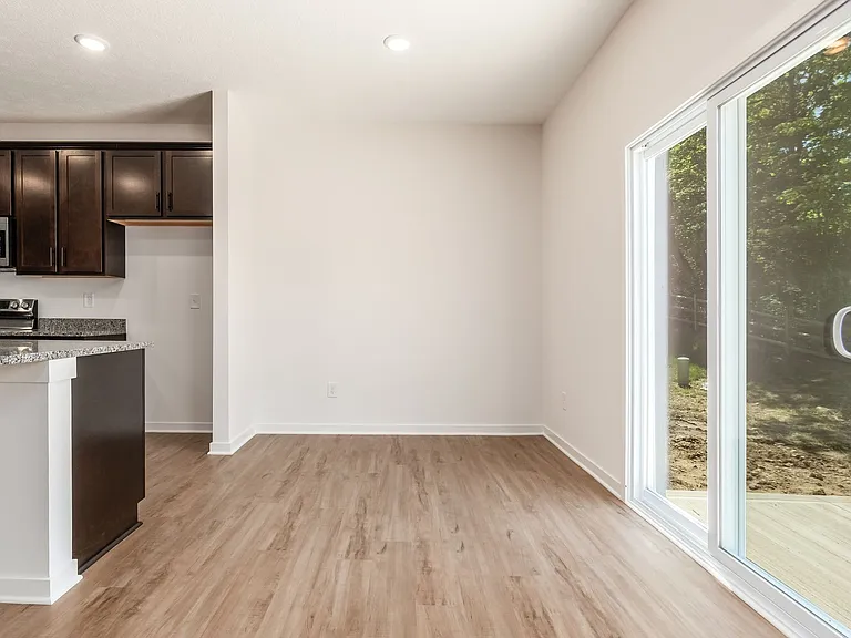 2787 Horsham Dr — Photo 13
