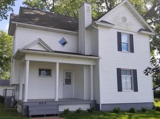 402 W Kell St, Worden, IL 62097