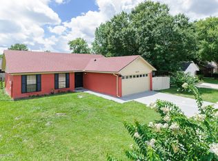 6619 Dove Creek Dr, Jacksonville, FL 32244