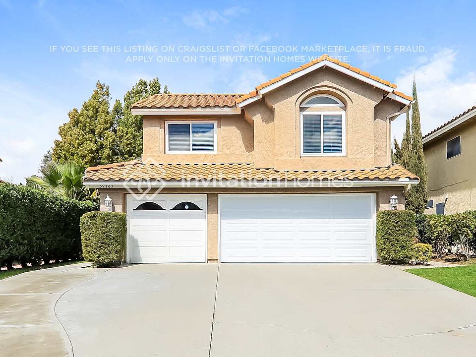 1st image of 39485 Calle San Clemente