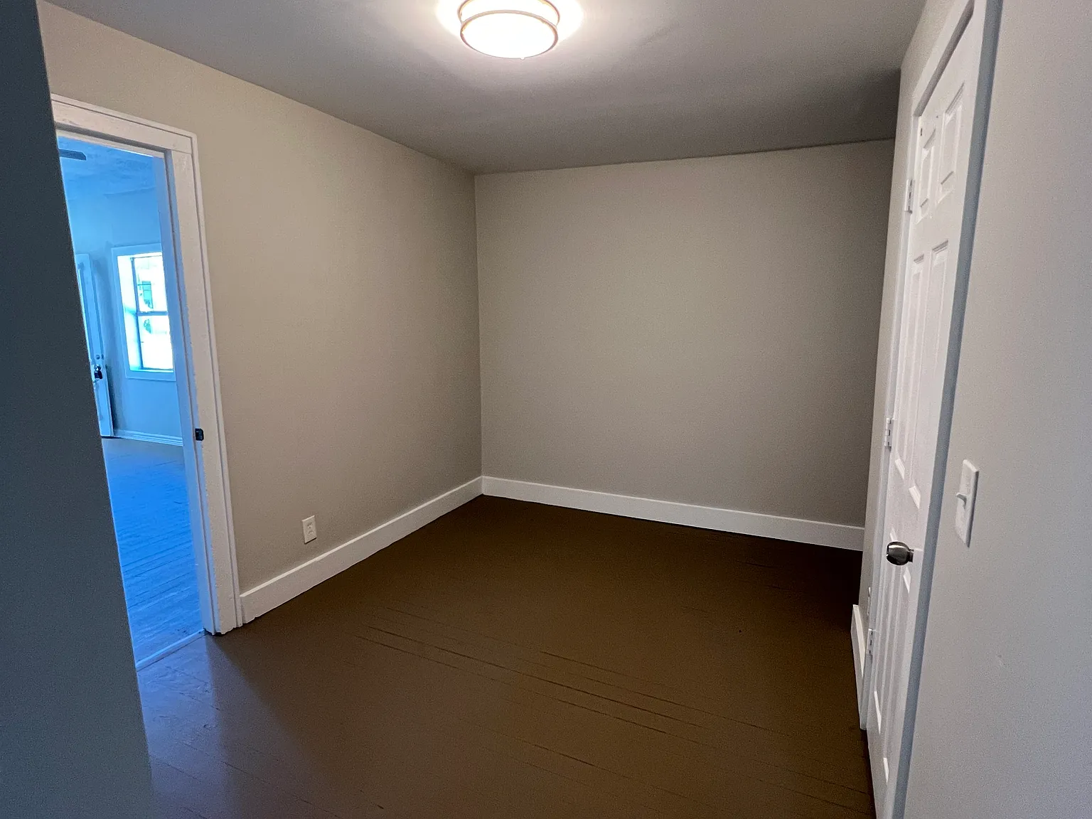 1315 S High St — Photo 2
