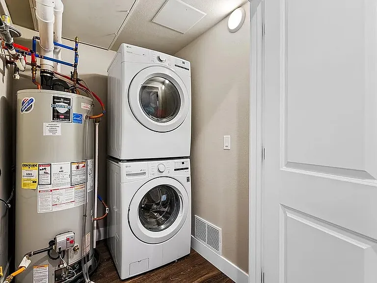 2729 W 28th Ave #506 — Photo 9