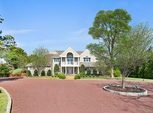10 Bayfield Ct, Westhampton Beach, NY 11978