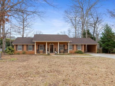 520 Colonial Dr, Greenwood, SC, 29649