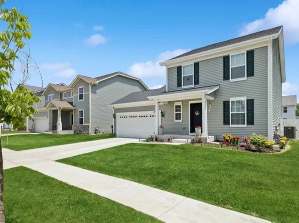 32011 Savannah Dr, Lakemoor, IL 60051