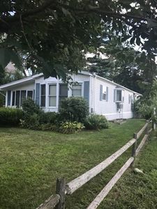 14 Fairfield Ave, Easthampton, MA, 01027