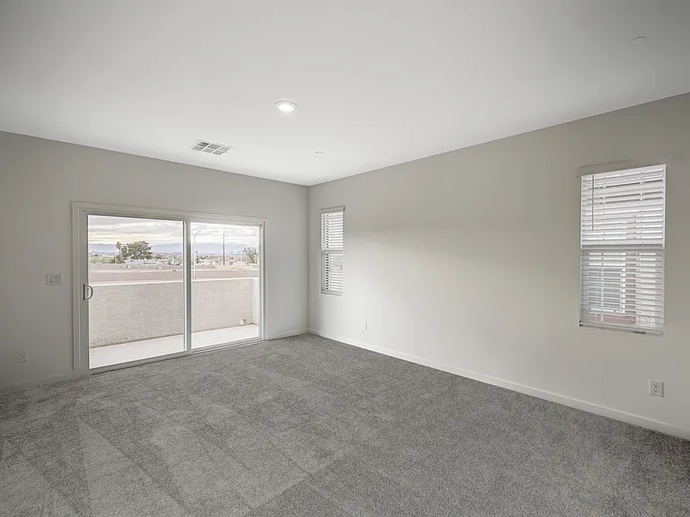 485 Daphne Ter — Photo 37