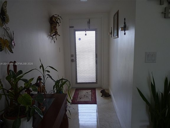 5th image of 9241 Sunrise Lakes Blvd APT 201