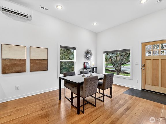 3rd image of 3528 SW 98th Street