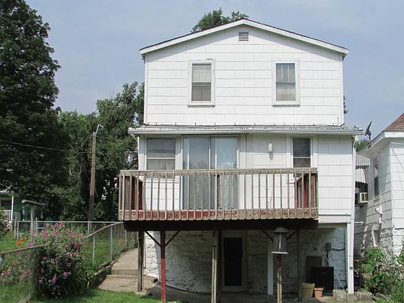 2nd image of 523 S Denver Ave