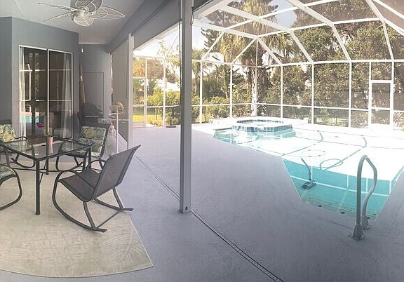 4th image of 1088 Hoover Cir