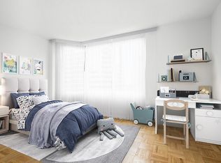 10 Liberty St APT 4A, New York, NY 10005