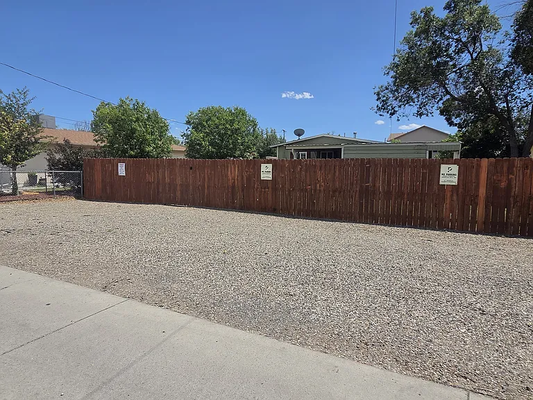 Additional parking in alley