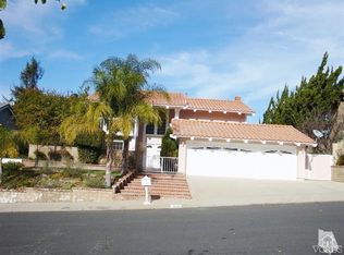 893 Lindawood St, Thousand Oaks, CA 91320