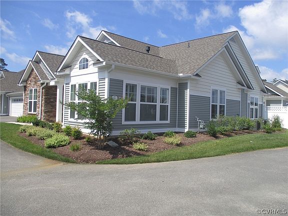 2nd image of 12153 Magnolia Bluff Ct Unit 2-3