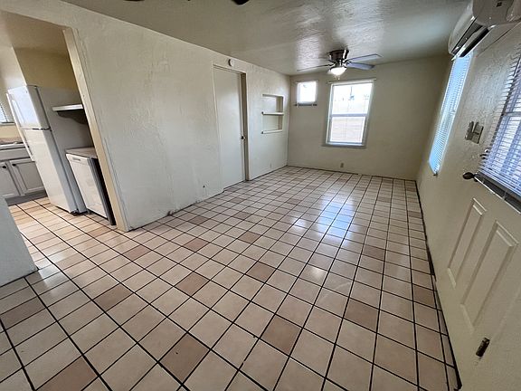 3rd image of 2301 N Northway Ave Unit 11