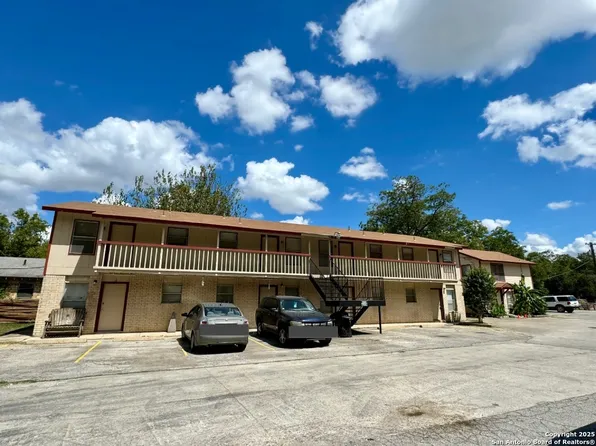 1523 Quintana, San Antonio, TX 78211