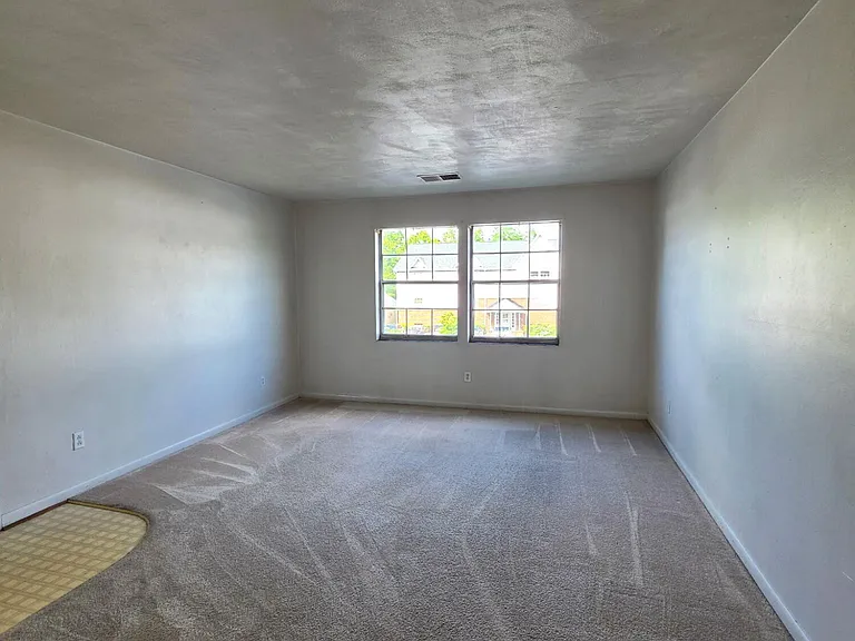 734 Townside Rd SW #5 — Photo 8