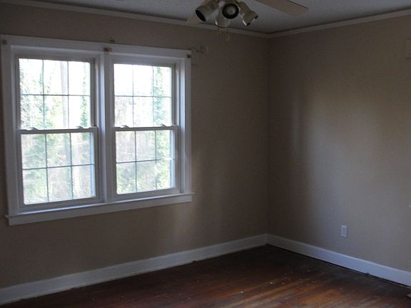 4th image of 7 Buckthorn Rd