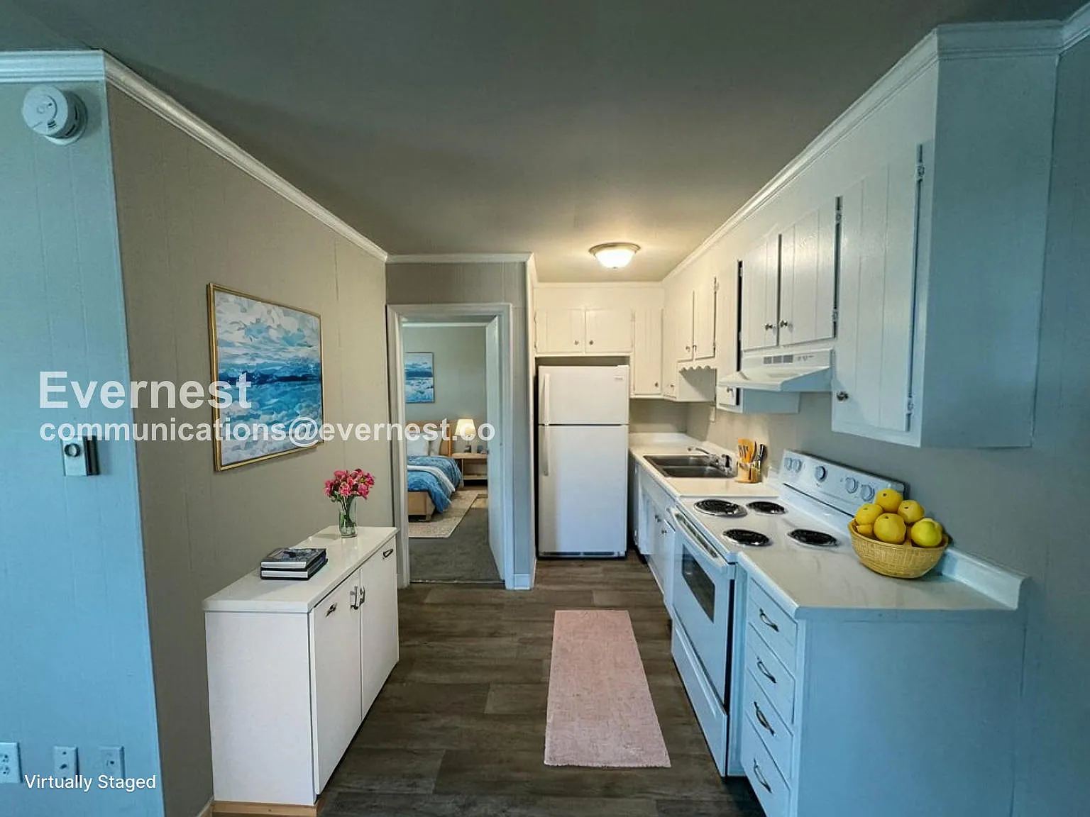Huntwood Apartments — Photo 3