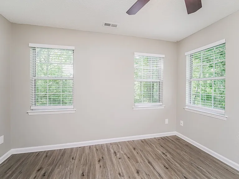 8433 Cullingford Ln — Photo 14