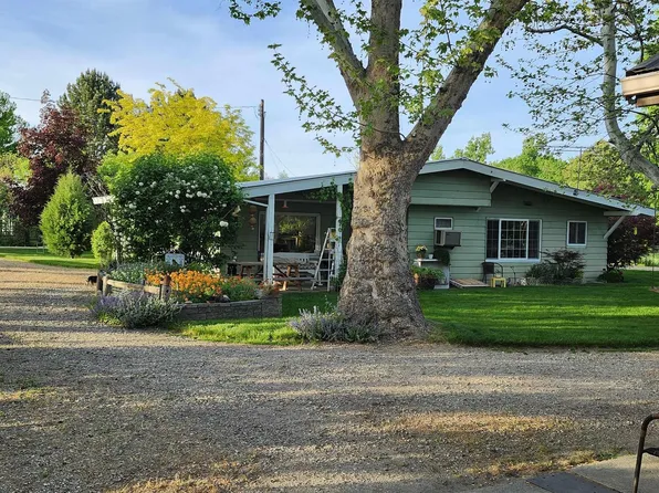 687 W Idaho Blvd, Emmett, ID 83617
