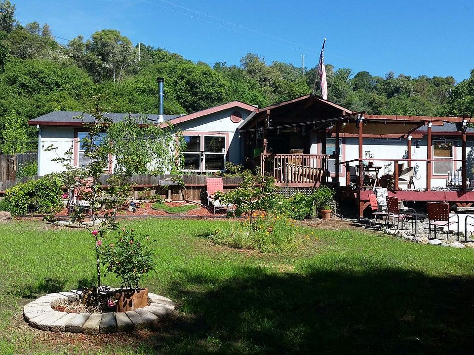 2nd image of 1260 Marina Dr