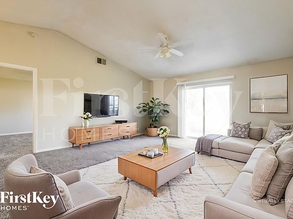 3rd image of 1051 Shepherd Ave