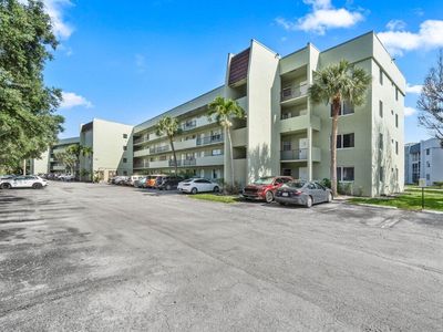1638 Embassy Drive #411, West Palm Beach, FL, 33401