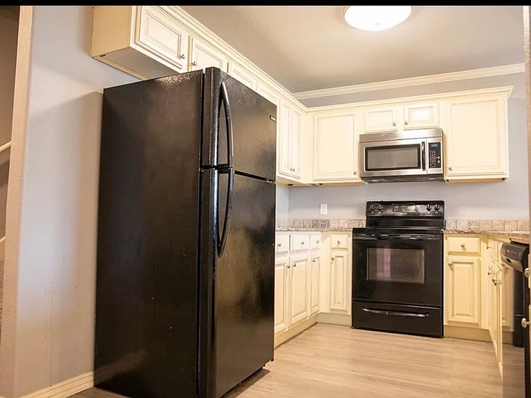 1316 N Sicily Ln — Photo 6