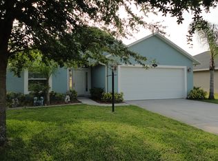 992 Tavernier Cir NE, Palm Bay, FL 32905