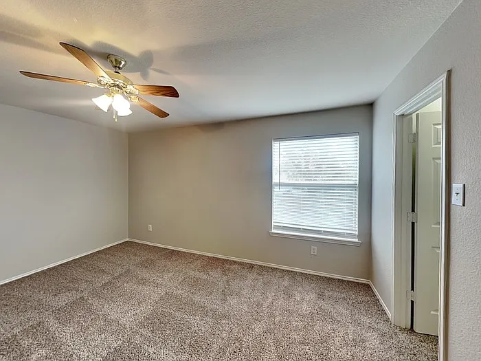 8209 Swan Park Dr — Photo 18