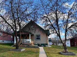 612 12th St, Wisner, NE 68791