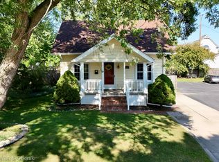 142 Rose St, Plymouth, MI 48170