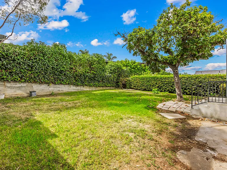 787 Manzanita Dr — Photo 30