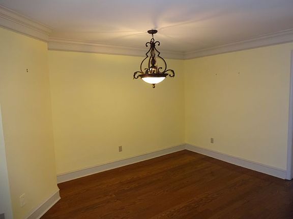 3rd image of 1601 N Bryant St APT 28