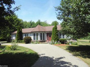 3900 Krafft Rd, Fort Gratiot, MI 48059