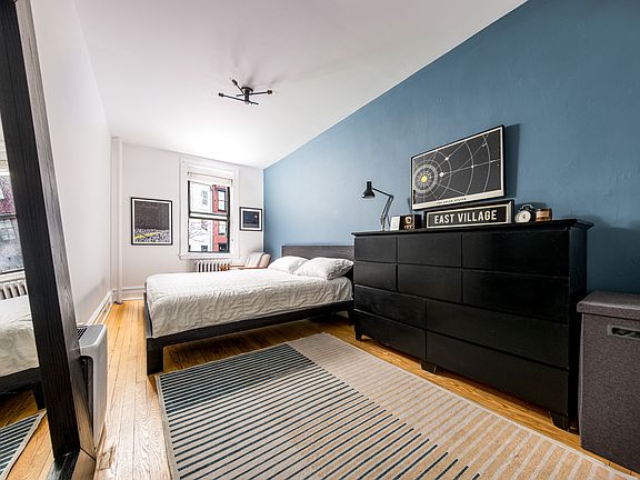 5th image of 216 E 12th St APT 3A