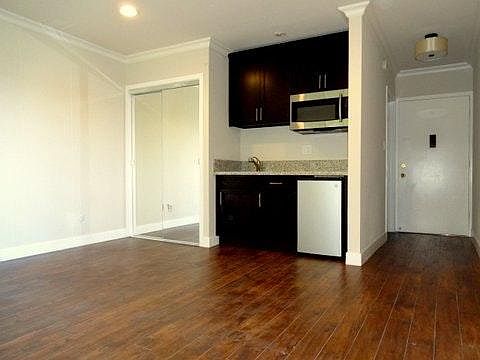 1st image of 5245 Bakman Ave APT 11