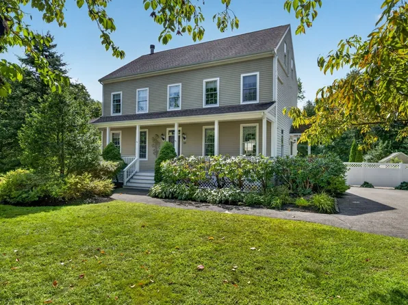 375 Old County Rd, Westport, MA 02790