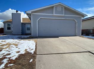 2401 Pine Ave, Cheyenne, WY 82007